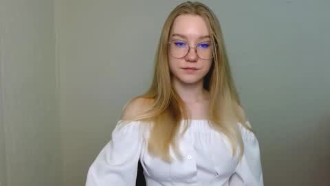 Abby Lovense is active online show from March 5, 10:11 am