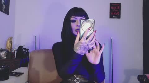 Abby online show from March 31, 3:08 am