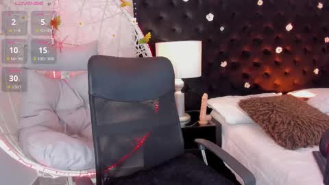 Abby Saenz online show from October 9, 8:07 pm