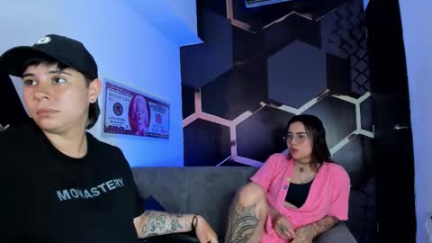 Snapshot of abbysmiitth_ chatting on October 22, 7:46 pm Abby Smith online show from October 22, 7:46 pm