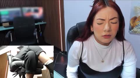 Abby Stones online show from March 4, 12:01 pm