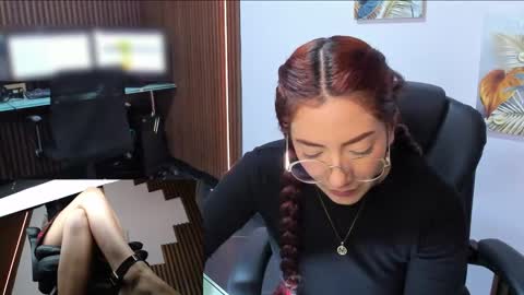 Abby Stones online show from March 8, 6:26 pm