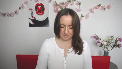 abbytaylorr online show from November 25, 7:41 am