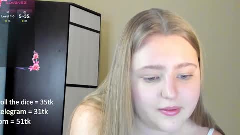 Snapshot of abbywyte chatting on February 9, 4:50 pm Abby Stream at Sat Sun Mon Fri online show from February 9, 4:50 pm