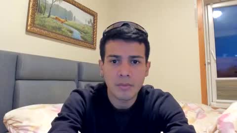 Independence model AbelAsburgo online show from September 15, 6:08 pm