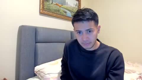 Independence model AbelAsburgo online show from September 20, 1:50 am