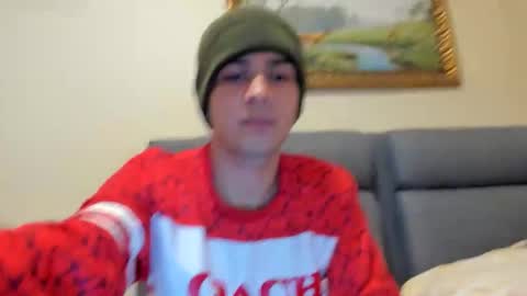 Independence model AbelAsburgo online show from October 4, 7:01 pm