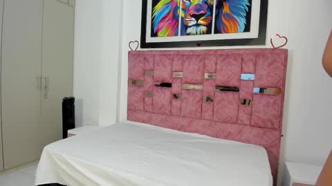 Snapshot of abella_lov chatting on October 23, 12:26 pm abella_lov online show from October 23, 12:26 pm