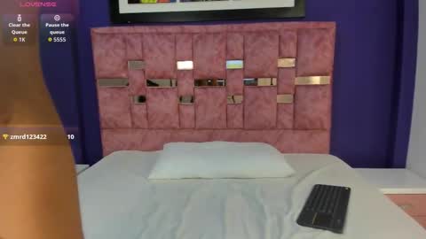 Snapshot of abella_lov chatting on November 24, 12:16 pm abella_lov online show from November 24, 12:16 pm