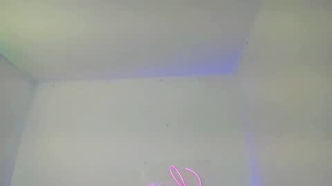  Abella and Kendra  online show from January 12, 2:45 am