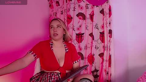 Abella Rider online show from January 21, 5:30 pm