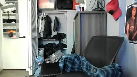AJ online show from June 19, 2:54 pm