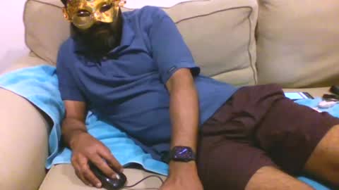 Snapshot of abhi_cam chatting on December 21, 5:51 pm Naked Gentleman online show from December 21, 5:51 pm