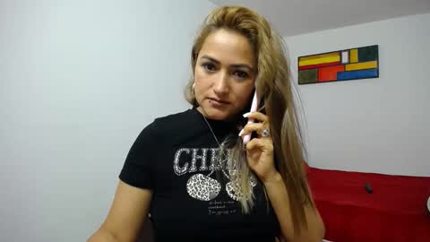 ximena online show from October 15, 1:44 pm