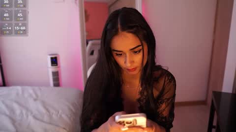 Abigail online show from February 27, 10:10 pm