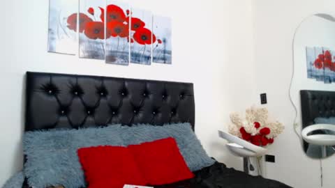 Abigail online show from November 18, 12:31 pm