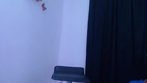 abigail_jhonss online show from March 26, 9:09 pm