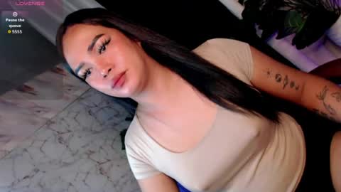 Snapshot of abigail_vergara chatting on July 14, 10:26 pm abigail_vergara online show from July 14, 10:26 pm