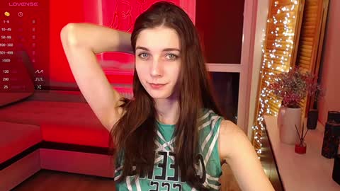 Snapshot of abigailwills chatting on December 12, 9:48 pm Abigail online show from December 12, 9:48 pm