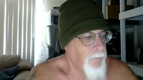 Snapshot of abigspermdonor chatting on October 17, 6:54 pm abigspermdonor online show from October 17, 6:54 pm