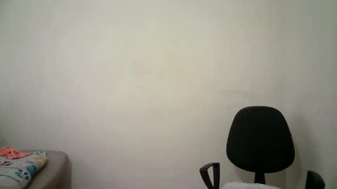 abril__ass online show from February 11, 2:44 pm