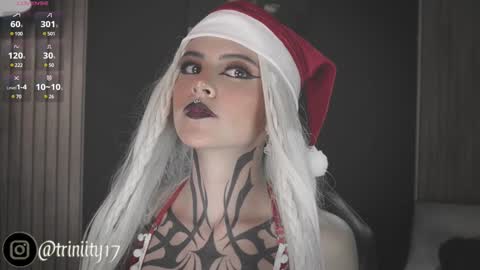 Snapshot of abril__colen chatting on December 24, 11:55 pm April online show from December 24, 11:55 pm