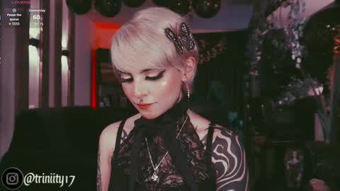 Snapshot of abril__colen chatting on September 22, 5:09 am April online show from September 22, 5:09 am