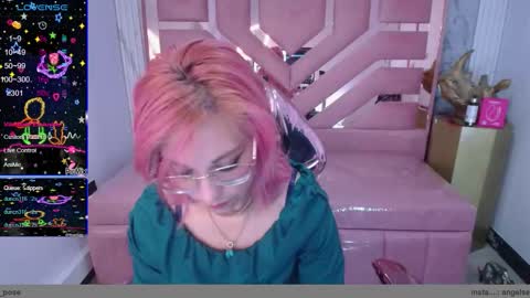 abril_ch_ online show from February 28, 12:28 pm