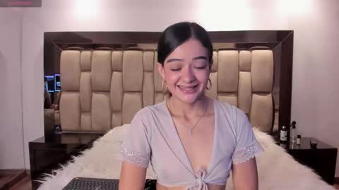 Snapshot of abril_cooper11 chatting on October 5, 10:40 pm abril_cooper11 online show from October 5, 10:40 pm