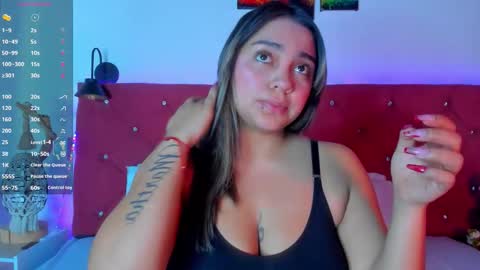 Snapshot of abril_gomez_11 chatting on September 23, 4:04 am abril_gomez_11 online show from September 23, 4:04 am