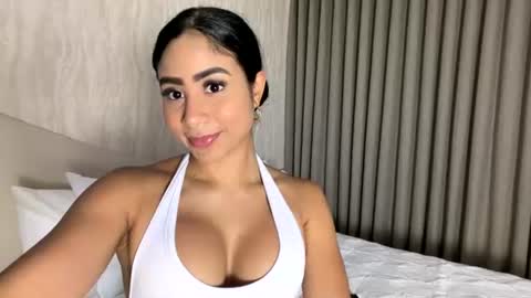 Abril Victoria online show from July 21, 12:35 am