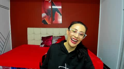 Snapshot of abrillee1 chatting on December 11, 7:57 pm ABRIL online show from December 11, 7:57 pm