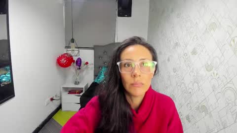 Snapshot of abrillee1 chatting on March 6, 7:32 pm ABRIL online show from March 6, 7:32 pm