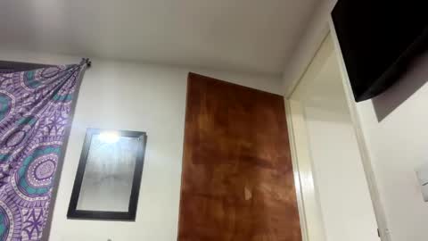 Snapshot of abrilsantosxo chatting on May 11, 12:49 am abrilsantosxo online show from May 11, 12:49 am