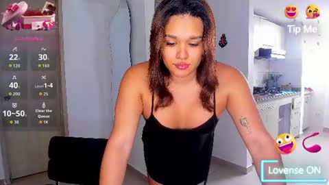 Snapshot of abrilstivenson_ chatting on July 10, 1:58 pm itis S O F I A online show from July 10, 1:58 pm
