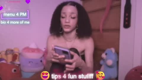 Snapshot of abruisedpeach chatting on April 30, 3:35 am Peach online show from April 30, 3:35 am