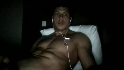 Snapshot of absolutwinner chatting on January 15, 9:18 pm absolutwinner online show from January 15, 9:18 pm