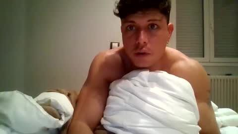 Snapshot of absolutwinner chatting on February 17, 8:48 pm absolutwinner online show from February 17, 8:48 pm