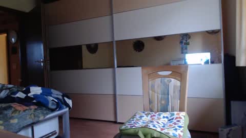 Snapshot of ach471 chatting on January 2, 7:55 am ach471 online show from January 2, 7:55 am