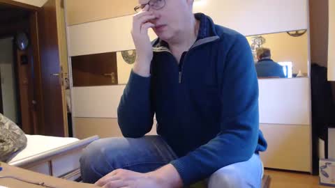 Snapshot of ach471 chatting on January 22, 7:46 am ach471 online show from January 22, 7:46 am