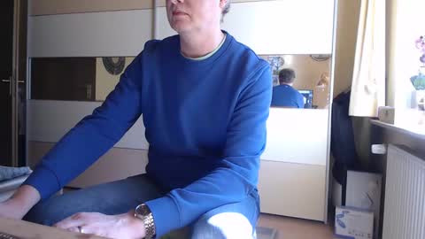 Snapshot of ach471 chatting on March 6, 10:20 am ach471 online show from March 6, 10:20 am