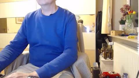 Snapshot of ach471 chatting on October 3, 7:33 pm ach471 online show from October 3, 7:33 pm