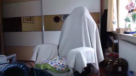 Snapshot of ach471 chatting on November 15, 9:06 am ach471 online show from November 15, 9:06 am