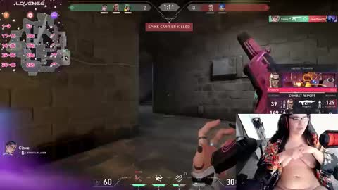 Snapshot of achubbygummy chatting on October 18, 8:09 pm AChubbyGummy online show from October 18, 8:09 pm