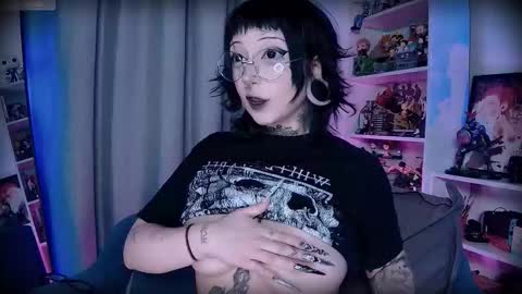 Acid or Iya  vacation November 19 to November 26 online show from January 9, 10:55 pm