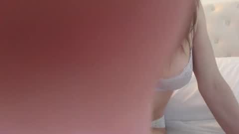 Snapshot of acs995 chatting on February 6, 10:35 pm OF online show from February 6, 10:35 pm