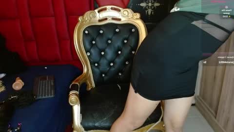 ada_luna_18 online show from April 9, 9:09 pm