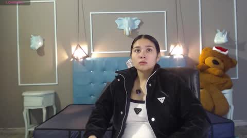 Snapshot of adaira31 chatting on December 4, 4:55 am Adaira online show from December 4, 4:55 am