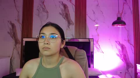 Snapshot of adaira31 chatting on April 20, 12:41 pm Adaira online show from April 20, 12:41 pm