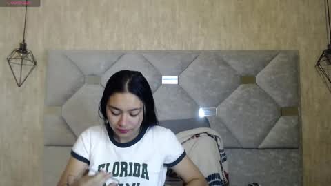 Snapshot of adaira31 chatting on April 26, 12:25 pm Adaira online show from April 26, 12:25 pm